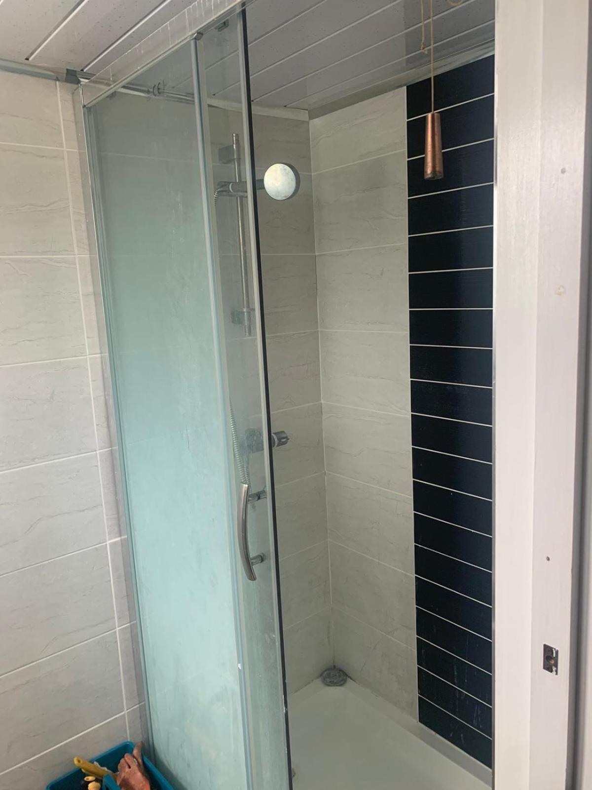 Luton Airport House In Quiet And A Very Pleasant Area, Near London Luton Airport Luton (Bedfordshire) Exterior foto
